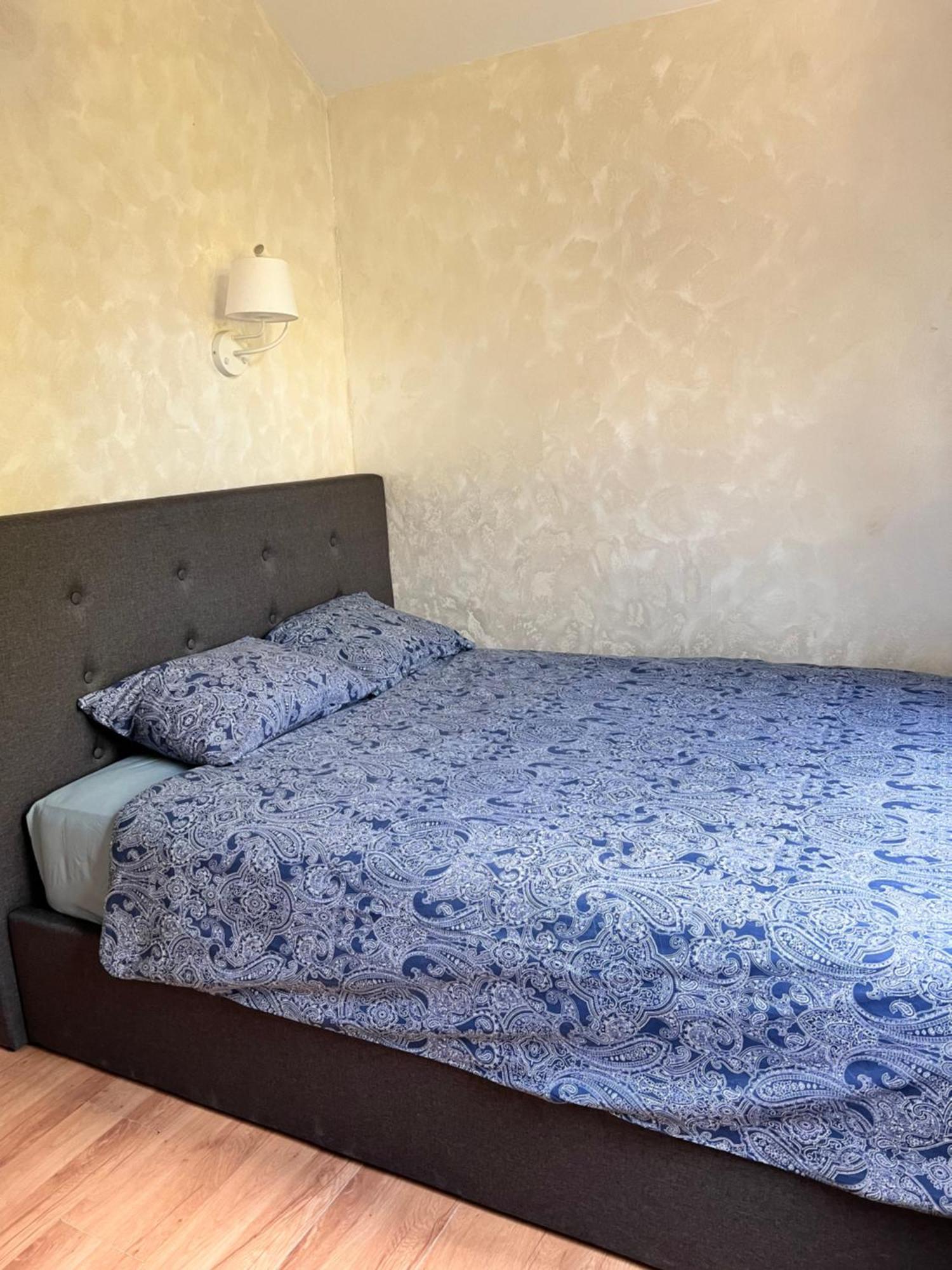 Homies Inn Celiny  Chambre photo