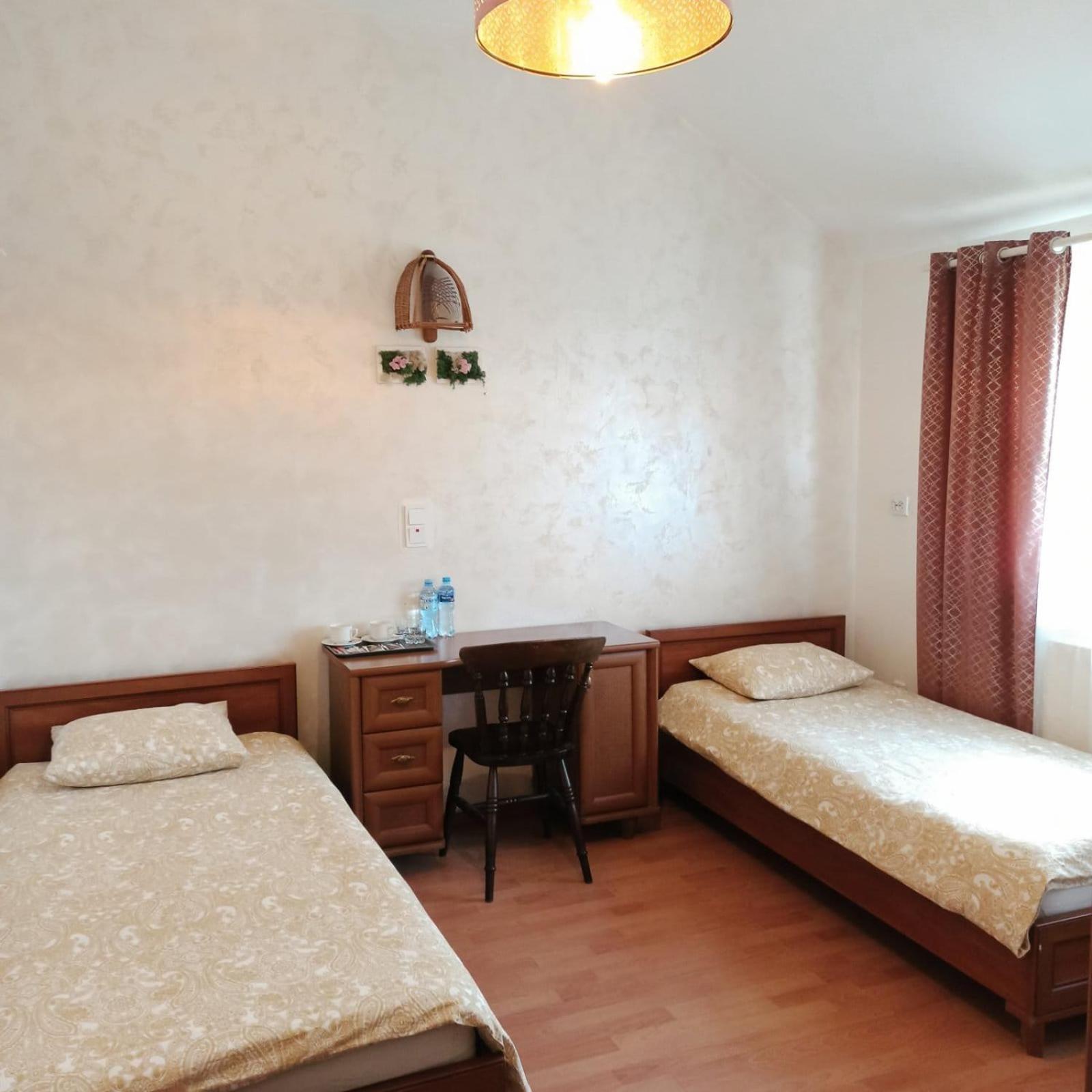 Homies Inn Celiny  Extérieur photo